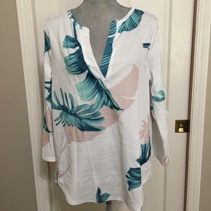 Womans Hawaiian Top